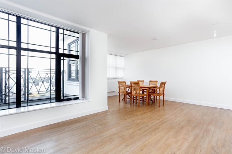 kitchen a Penthouse Floor.jpg