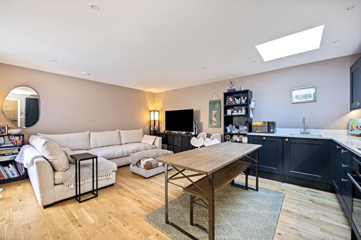 open plan living room kitchen (2).jpg